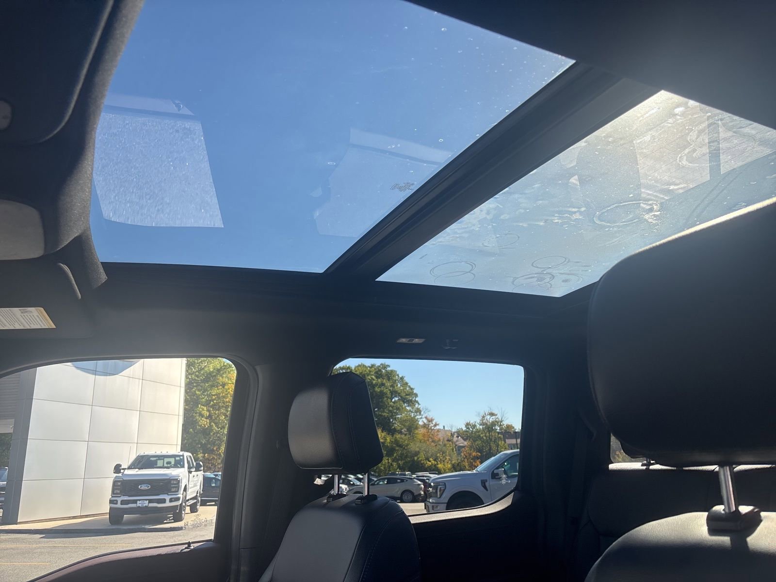 Certified 2023 Ford F150 Lariat w/ Equipment Group 502A High image 28