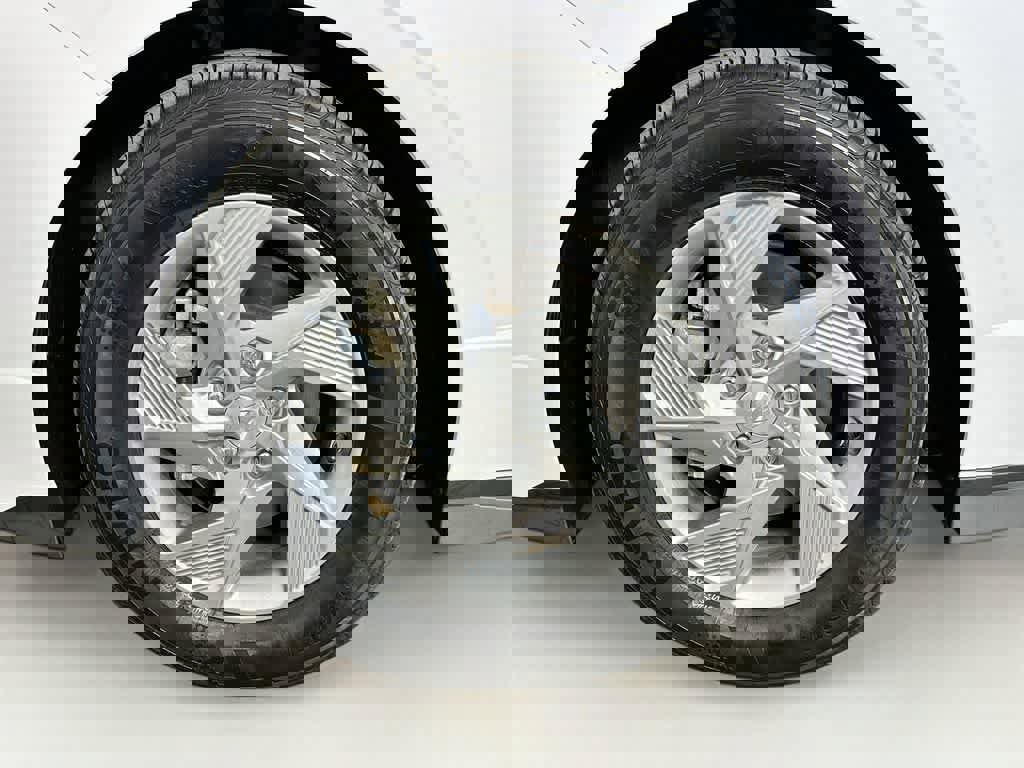 Used 2025 Hyundai Sonata SE FWD image 10