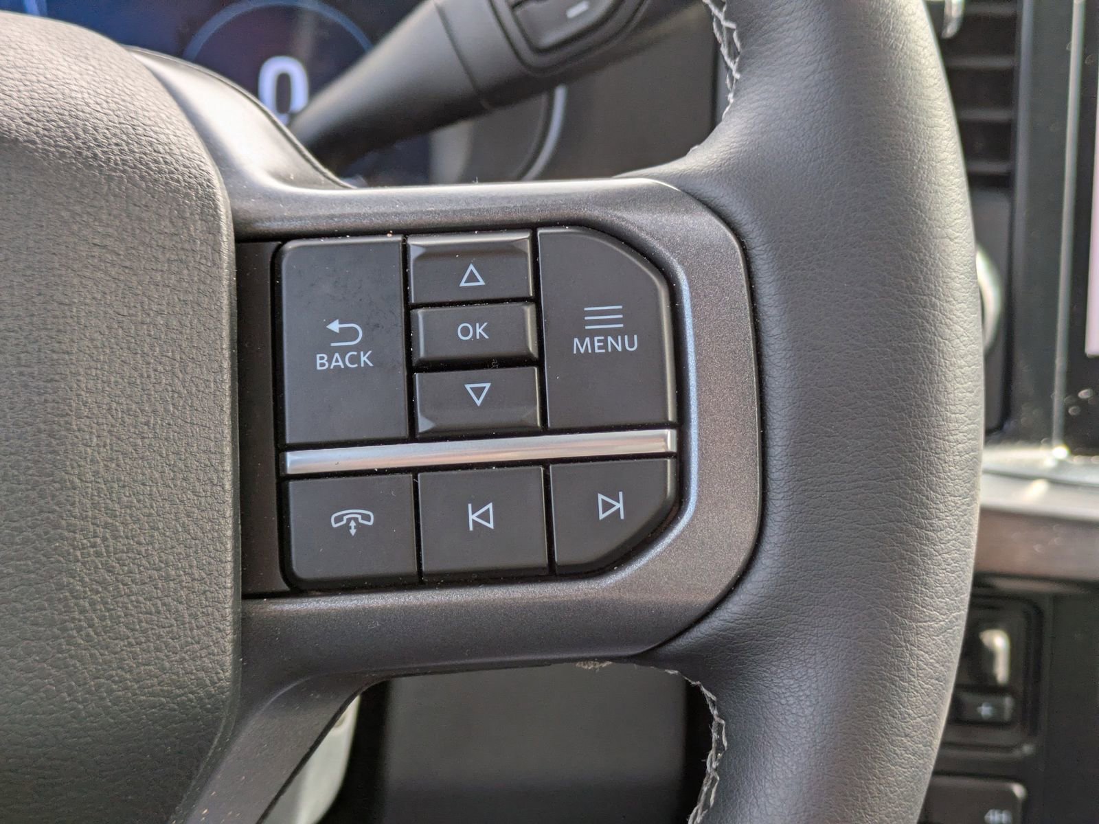 Certified 2026 Ford F250 Lariat w/ Black Appearance Package image 28