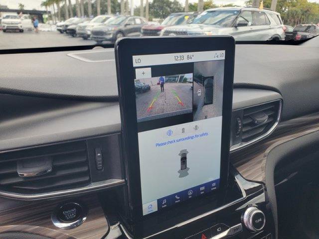 Certified 2023 Ford Explorer Limited w/ Limited Technology Package RWD image 22