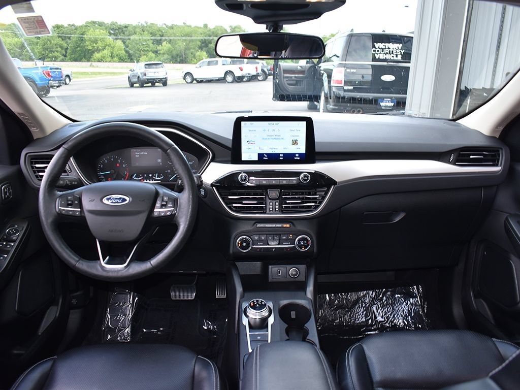 Certified 2020 Ford Escape SEL FWD image 4
