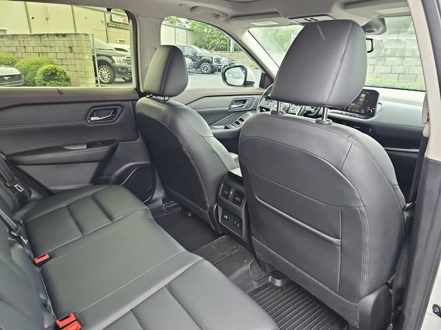 Used 2023 Nissan Rogue SL w/ SL Premium Package FWD image 11