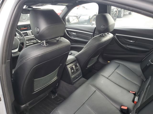 Used 2018 BMW 330i xDrive Sedan w/ Convenience Package image 31