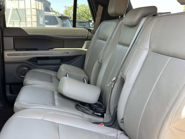 Certified 2019 Ford Expedition XLT w/ Equipment Group 201A RWD image 24