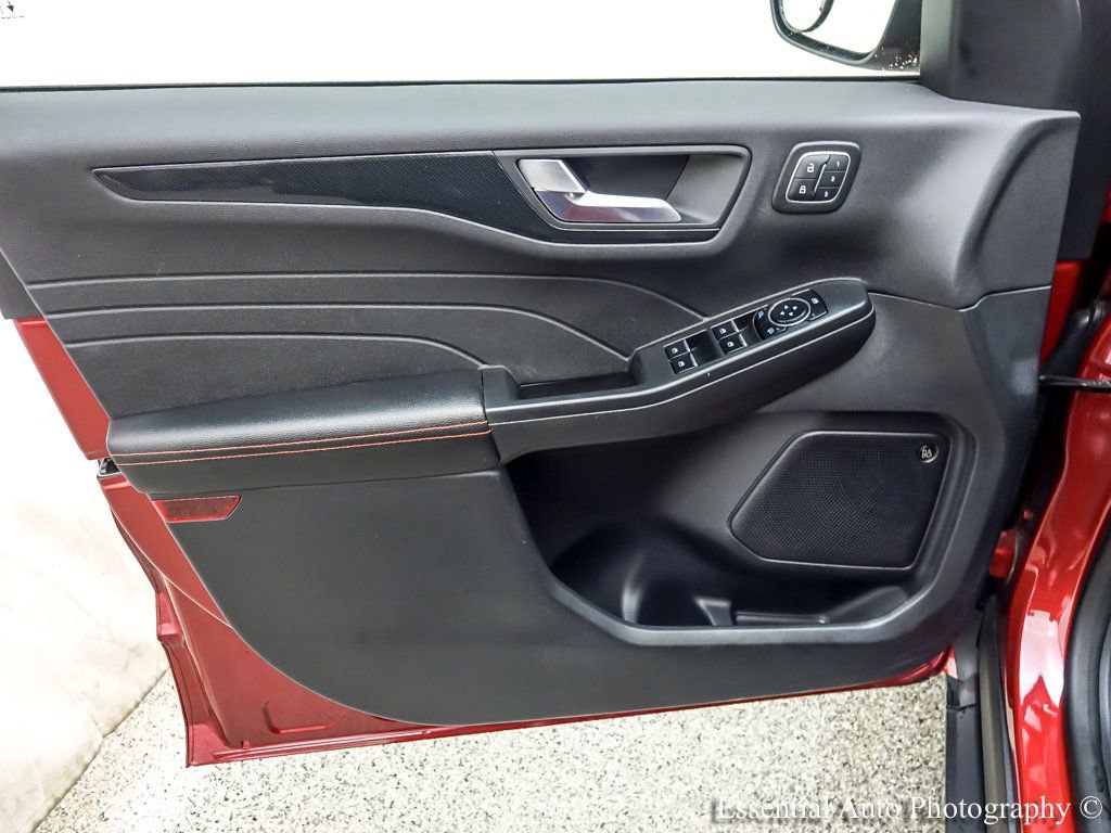 Certified 2023 Ford Escape ST-Line Elite w/ Premium Technology Package AWD/4WD image 24