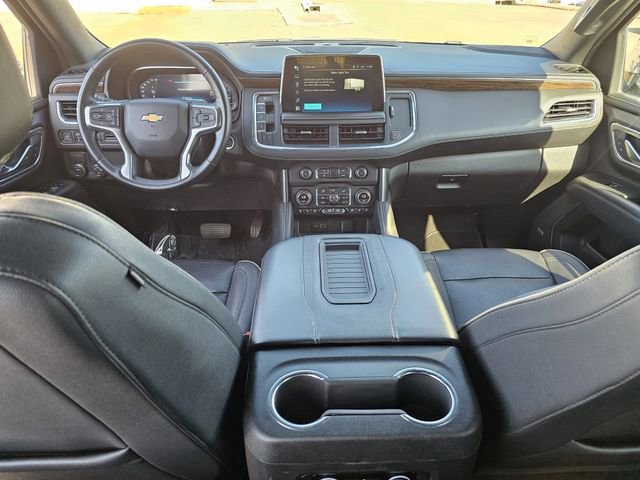 Used 2023 Chevrolet Suburban Premier image 8