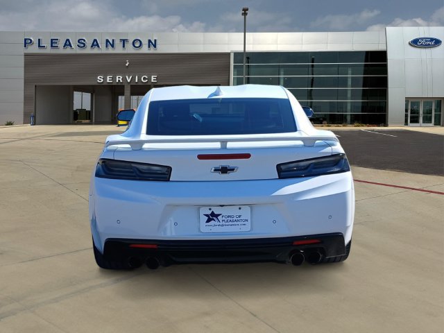 Used 2018 Chevrolet Camaro SS w/ Redline Edition RWD image 4