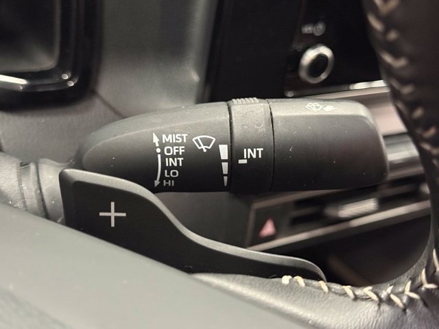 Used 2025 Toyota Camry SE FWD image 20