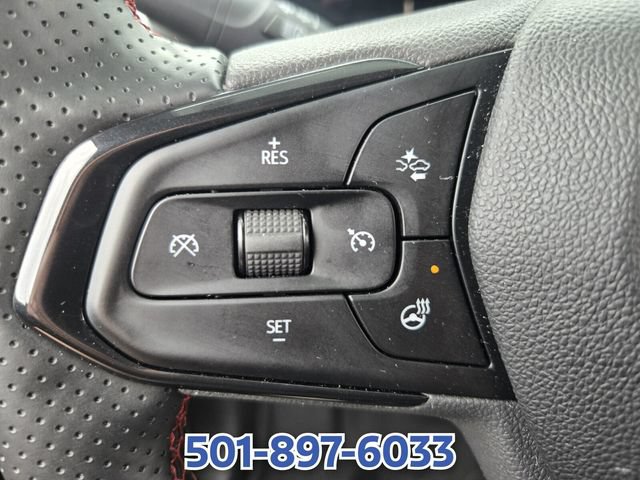 Used 2025 Chevrolet Trax RS w/ Sunroof Package FWD image 27