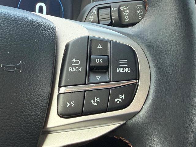 Certified 2026 Ford Explorer Active AWD/4WD image 15