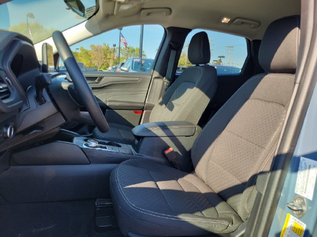 Certified 2023 Ford Escape Active AWD/4WD image 9