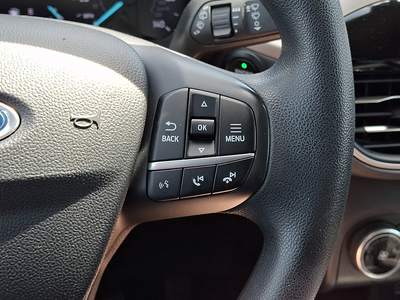Certified 2020 Ford Escape SE AWD/4WD image 24