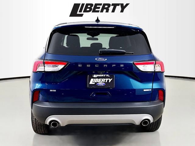 Certified 2020 Ford Escape SE image 4