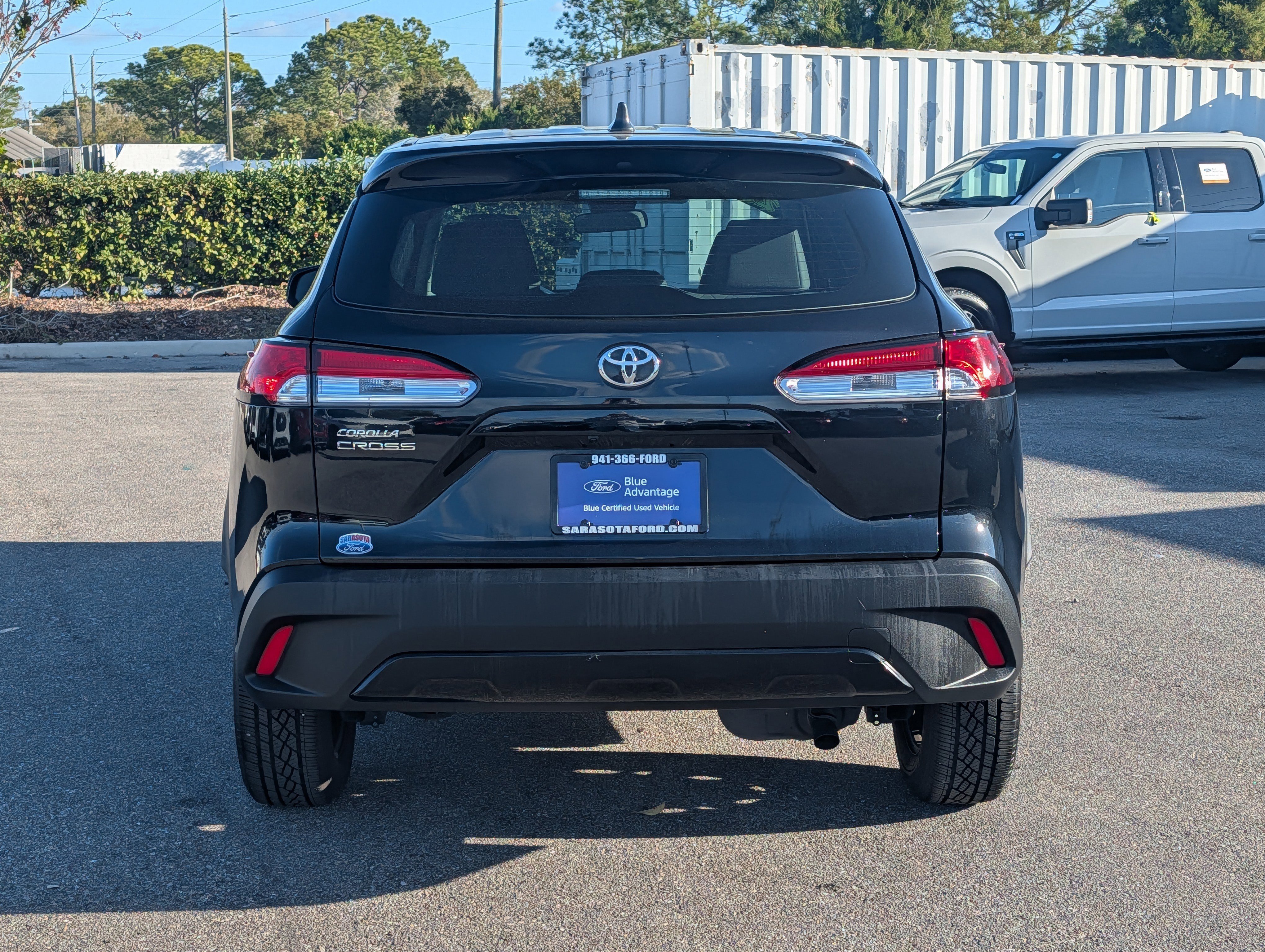Used 2022 Toyota Corolla Cross L image 4
