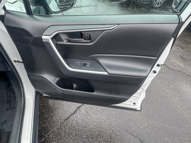 Used 2024 Toyota RAV4 LE image 23