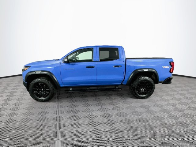 Used 2025 Chevrolet Colorado Trail Boss AWD/4WD image 7