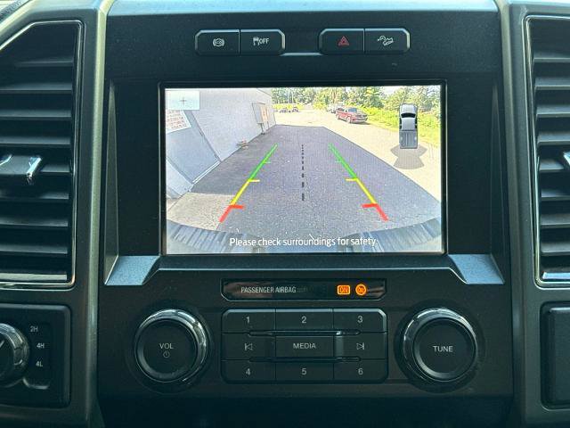 Certified 2022 Ford F250 XLT w/ Black Appearance Package AWD/4WD image 19