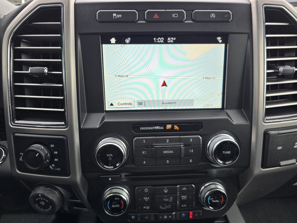 Certified 2018 Ford F150 Platinum w/ Technology Package image 11