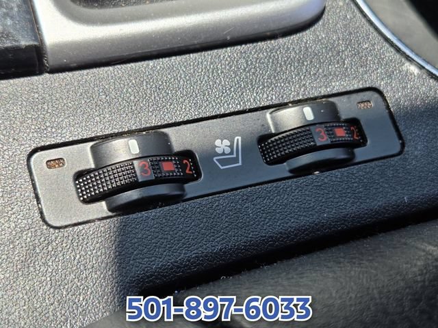 Used 2017 Toyota Highlander Limited FWD image 24