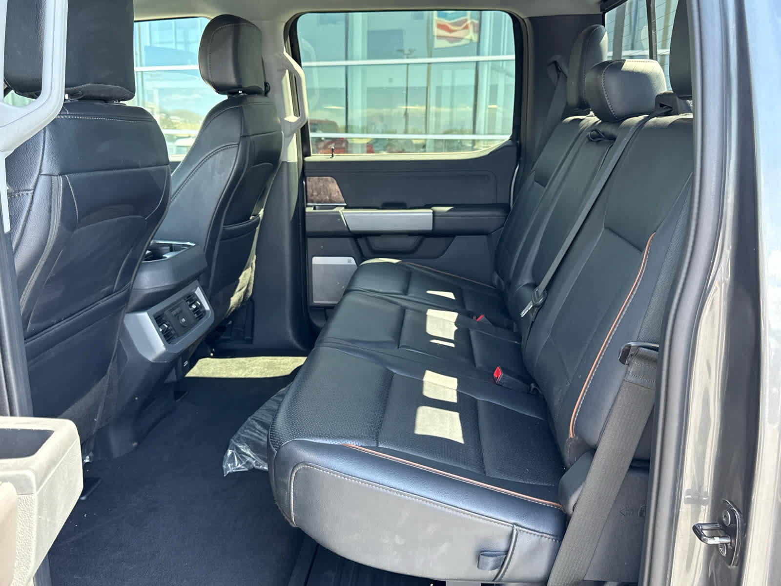 Certified 2025 Ford F350 Lariat w/ Lariat Ultimate Package AWD/4WD image 21