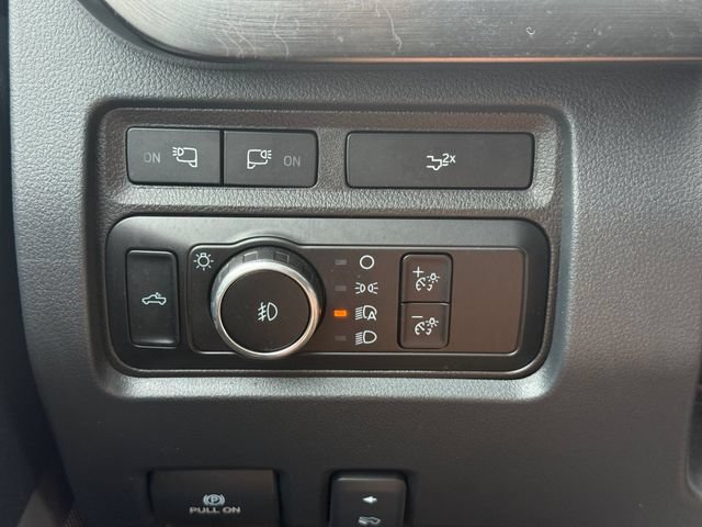Certified 2024 Ford F350 Lariat w/ Sport Appearance Package AWD/4WD image 13
