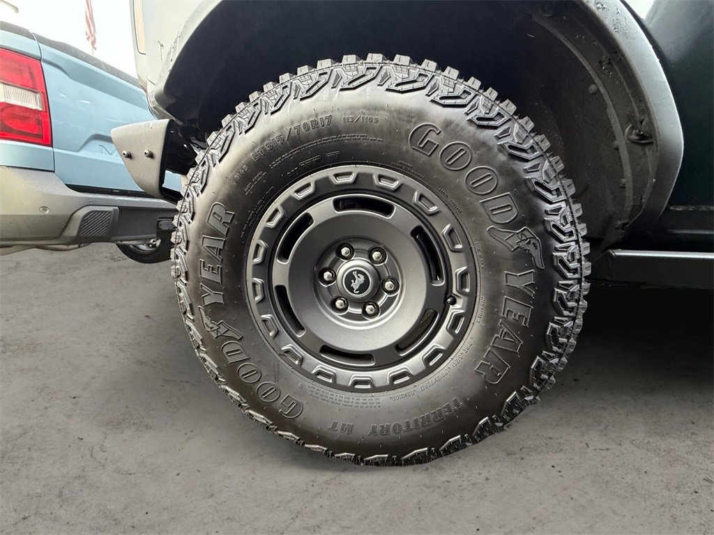 Certified 2024 Ford Bronco Badlands image 9