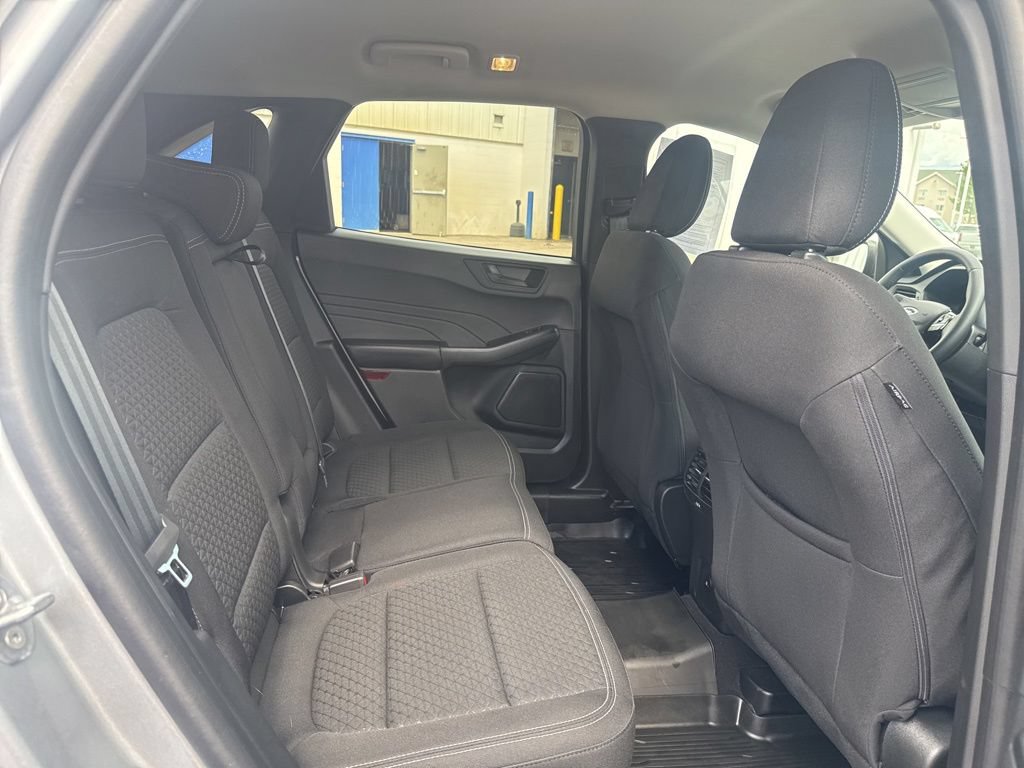 Certified 2023 Ford Escape Active AWD/4WD image 46