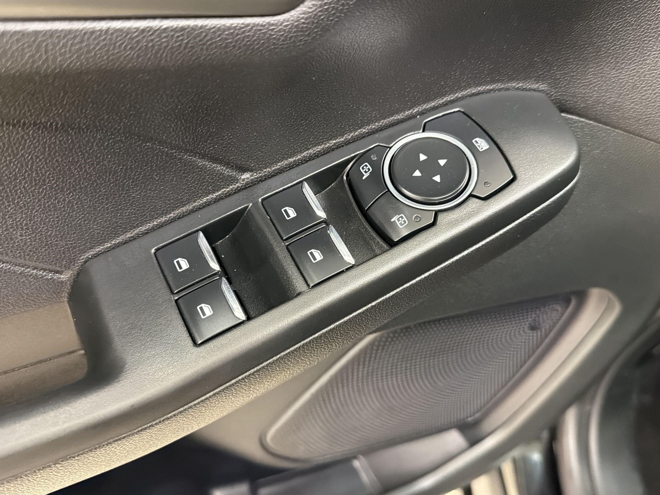 Certified 2023 Ford Escape Active AWD/4WD image 27