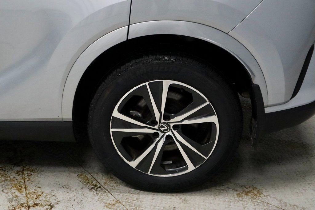 Used 2024 Lexus RX 350 Premium w/ Accessory Package (Z1) image 19