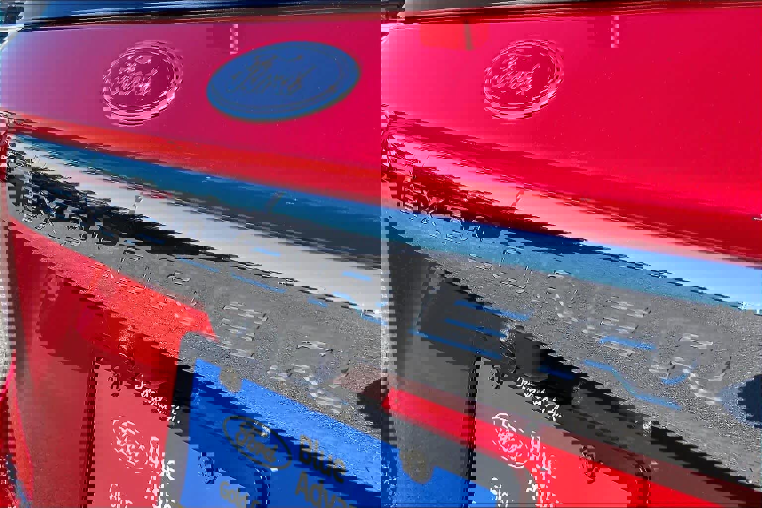 Certified 2022 Ford Explorer Limited w/ Equipment Group 301A image 30