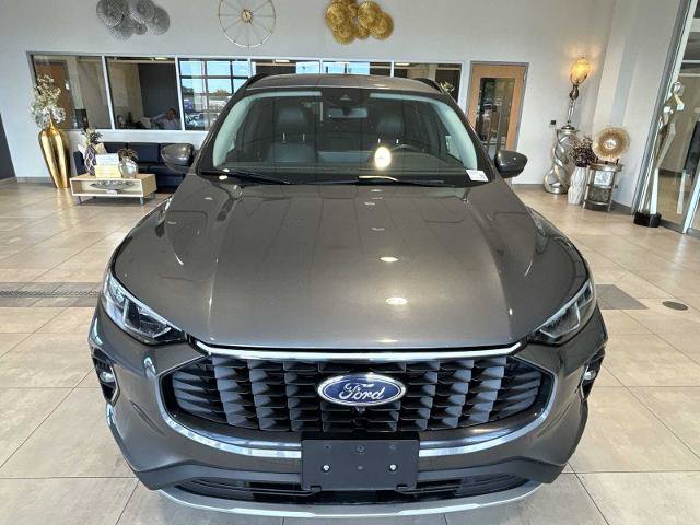 Certified 2023 Ford Escape Platinum AWD/4WD image 8
