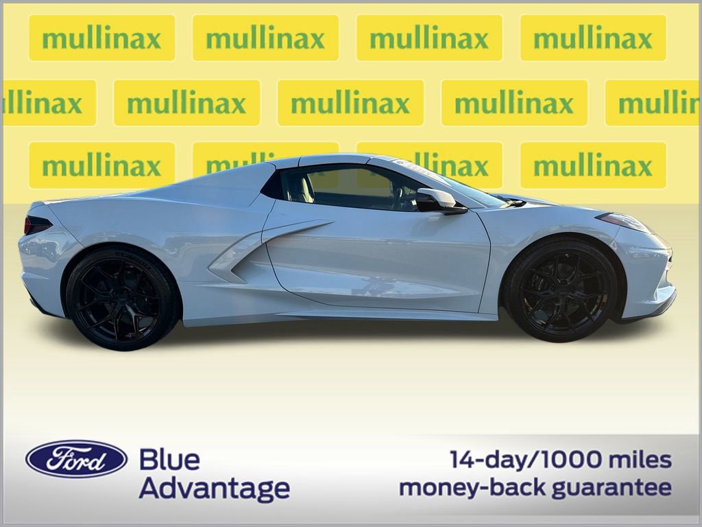 Used 2023 Chevrolet Corvette Stingray Preferred Conv w/ Chrome Exterior Badge Package image 2