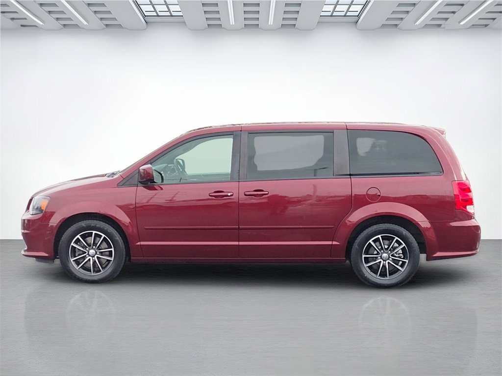 Used 2017 Dodge Grand Caravan SE image 6