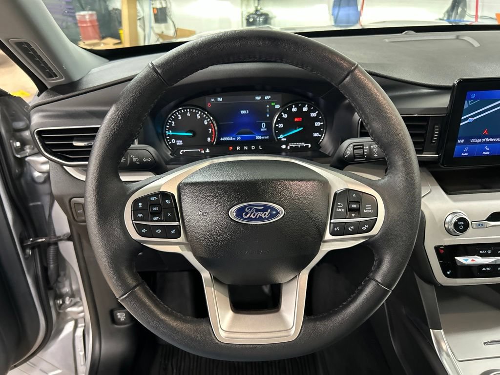 Certified 2023 Ford Explorer XLT w/ Equipment Group 202A AWD/4WD image 16