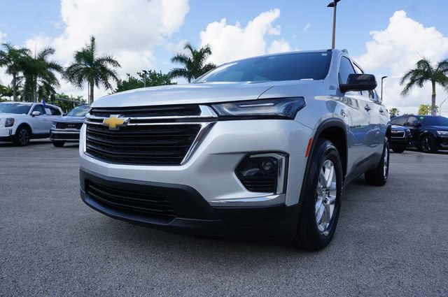Used 2022 Chevrolet Traverse LS FWD image 13