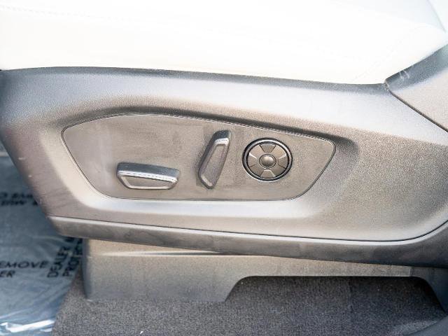 Certified 2025 Ford Explorer Platinum w/ Ultimate Package image 20