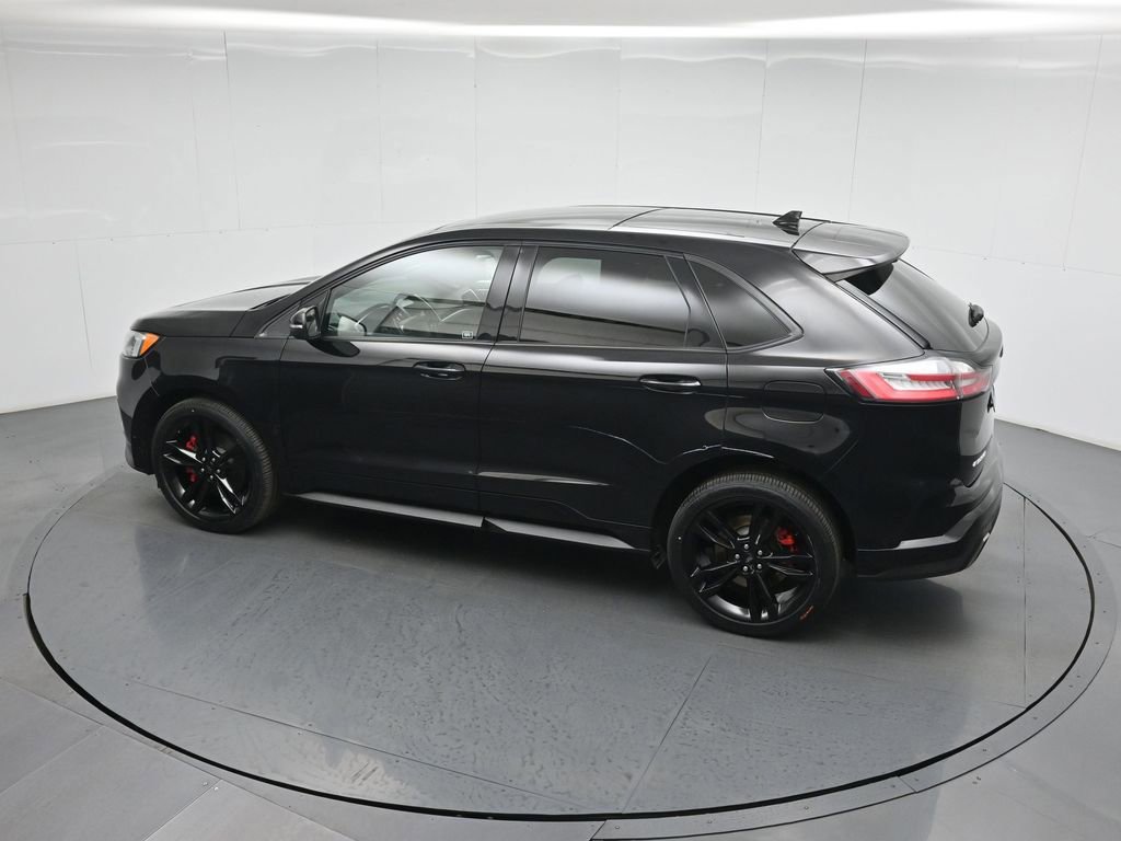 Certified 2019 Ford Edge ST w/ Equipment Group 401A image 22