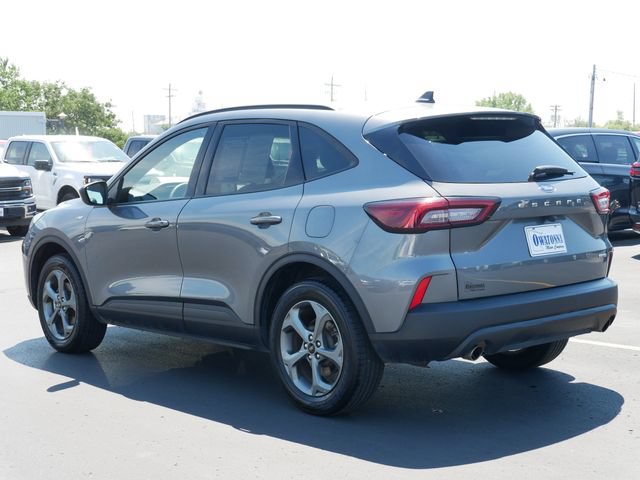 Certified 2025 Ford Escape ST-Line AWD/4WD image 3