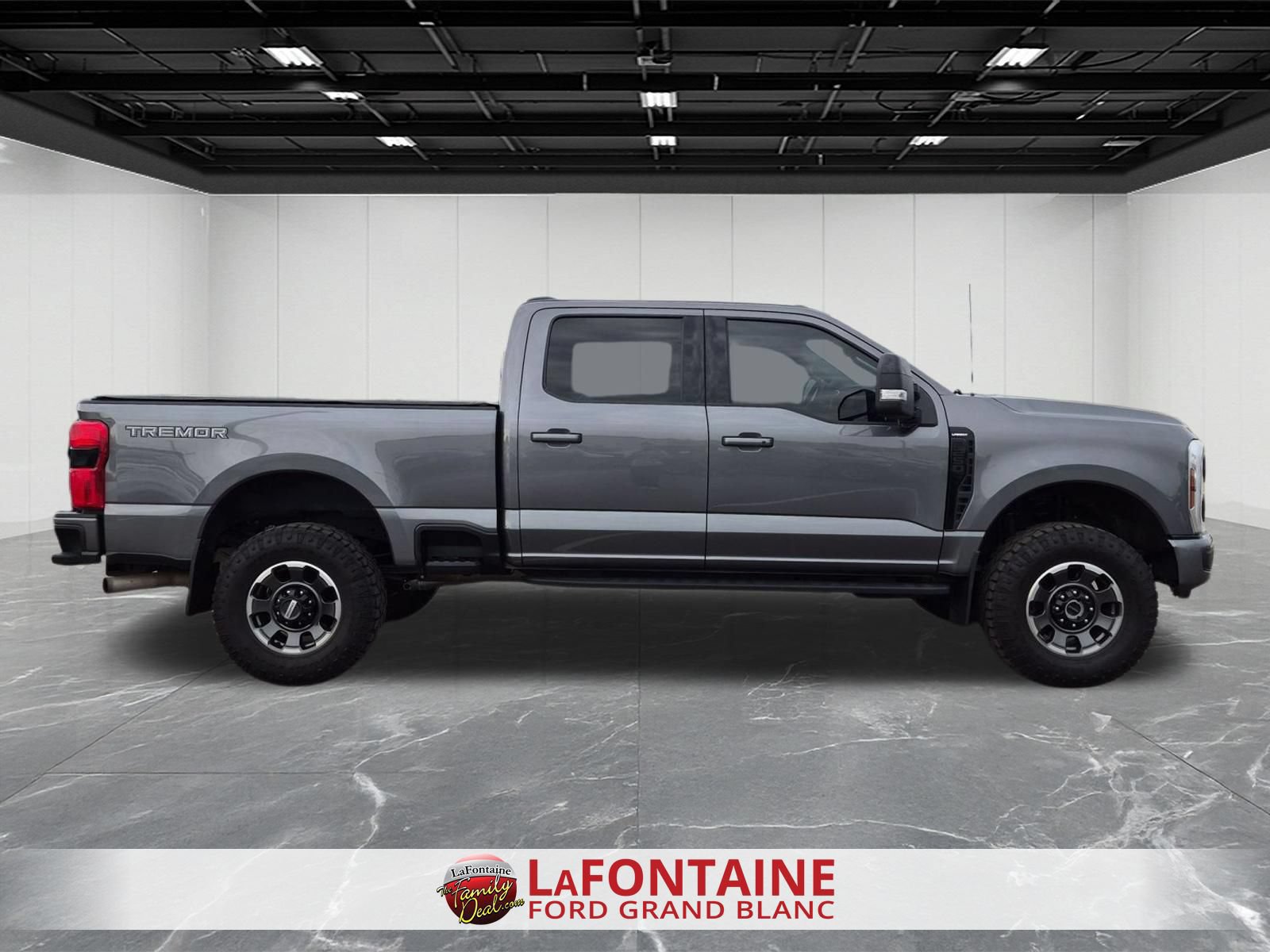 Certified 2024 Ford F250 Lariat w/ Lariat Ultimate Package AWD/4WD image 6