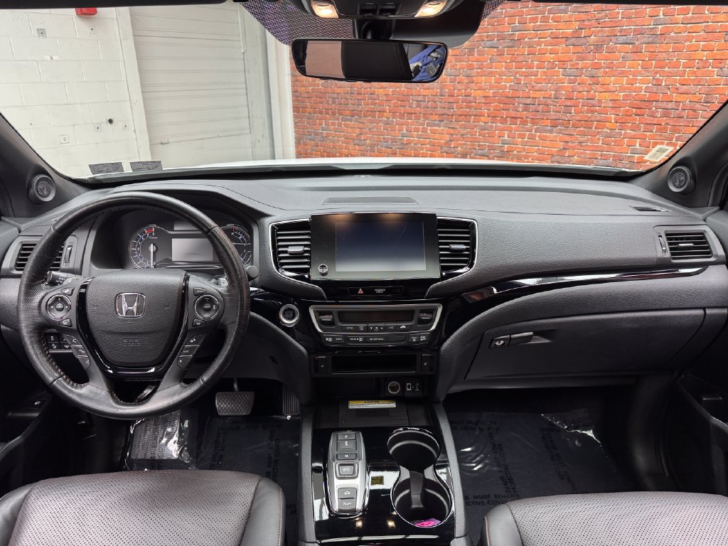 Used 2021 Honda Ridgeline Black Edition image 12
