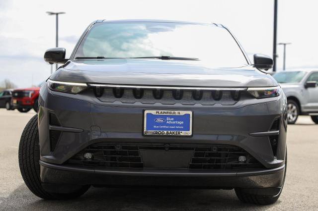 Used 2024 Jeep Wagoneer Launch Edition AWD/4WD image 10