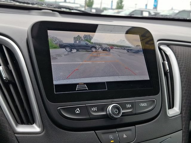 Used 2025 Chevrolet Malibu LT FWD image 24