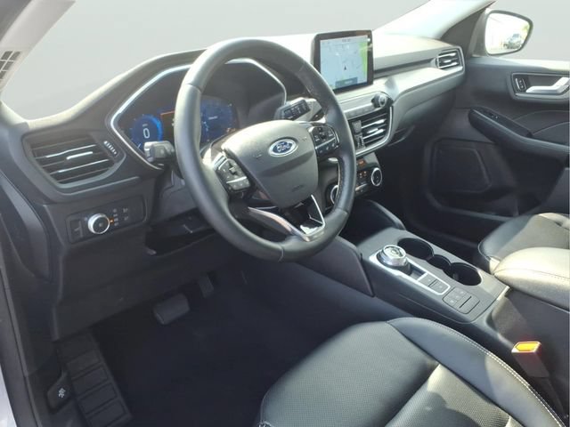Certified 2022 Ford Escape Titanium AWD/4WD image 7