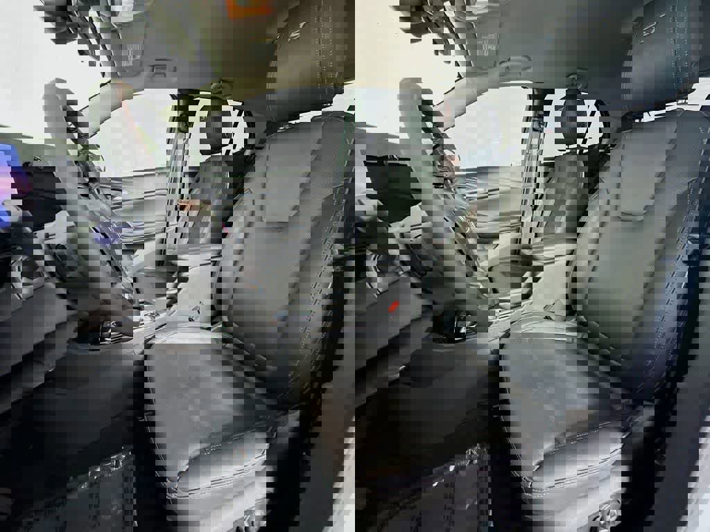 Used 2024 Buick Encore GX Sport Touring w/ Comfort Package image 15