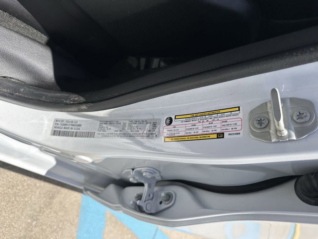 Used 2024 RAM 1500 Laramie image 45