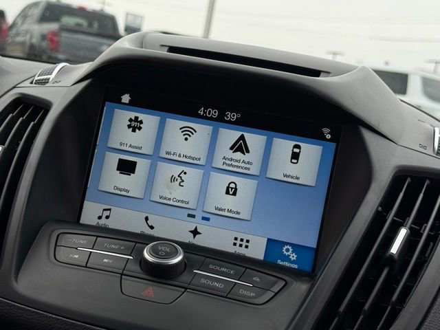 Certified 2018 Ford Escape SE w/ SE SYNC Package image 26