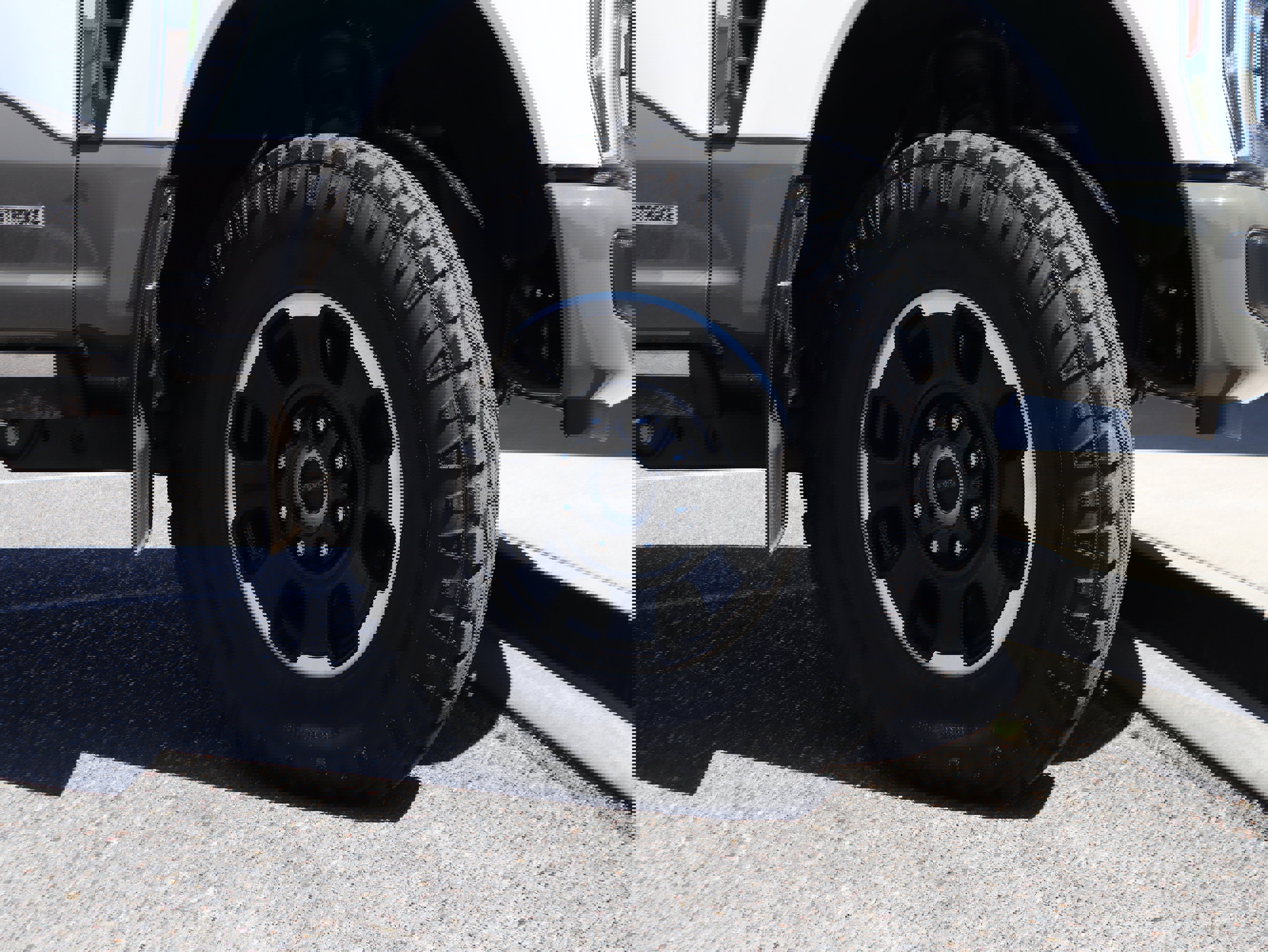 Certified 2026 Ford F350 King Ranch w/ Tremor Off-Road Package AWD/4WD image 13