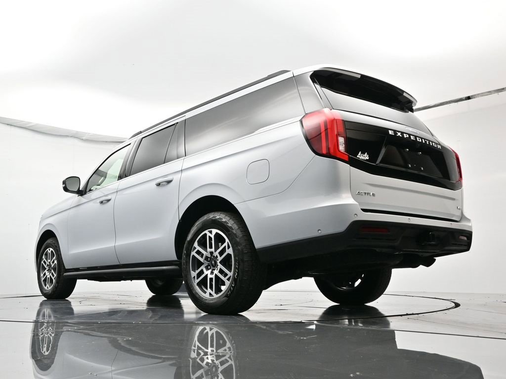 Certified 2025 Ford Expedition Max Active image 9
