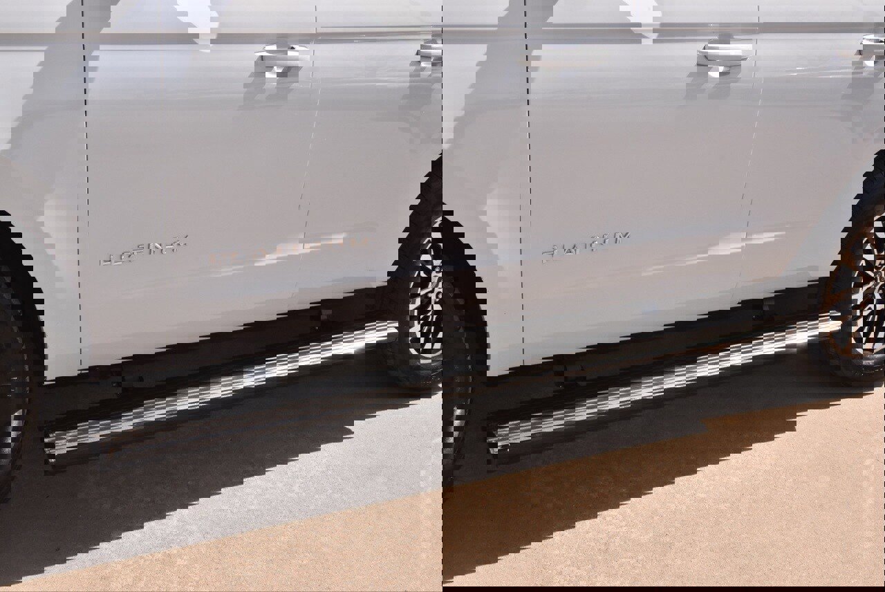 Certified 2025 Ford Expedition Platinum image 38