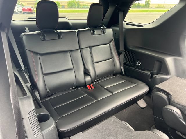 Certified 2024 Ford Explorer ST-Line w/ Class IV Trailer Tow Package AWD/4WD image 18